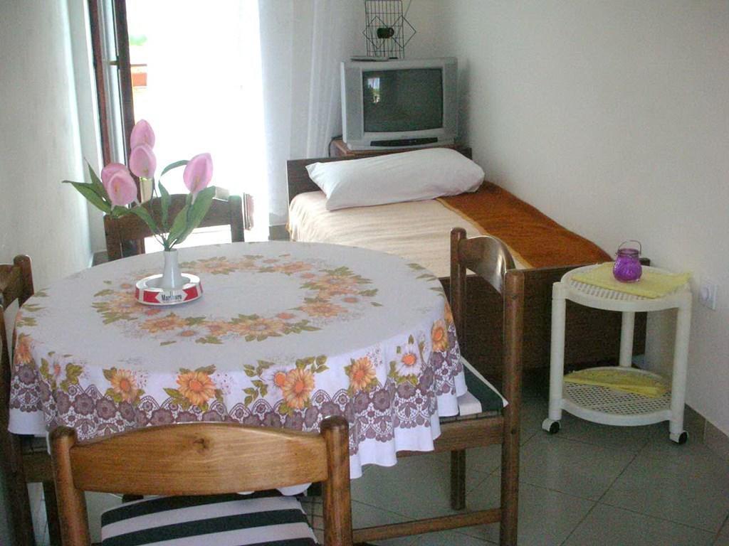 Apartment Cvjetko By Interhome Rakalj Bilik gambar